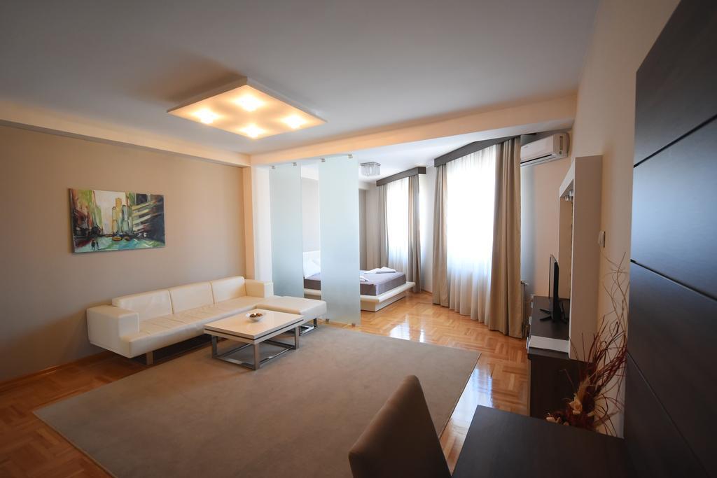 Garni Uni Elita Lux Hotel Nis Luaran gambar
