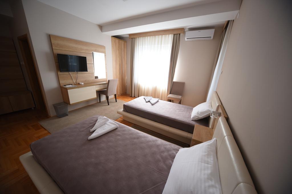 Garni Uni Elita Lux Hotel Nis Luaran gambar