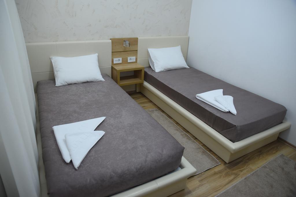 Garni Uni Elita Lux Hotel Nis Luaran gambar