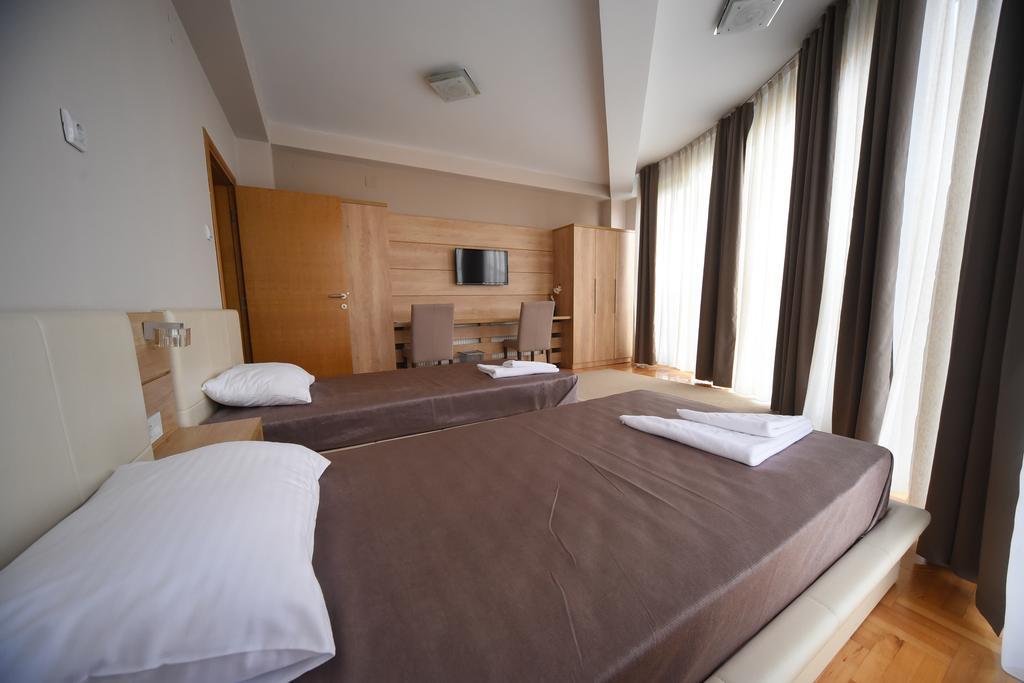 Garni Uni Elita Lux Hotel Nis Luaran gambar